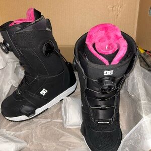 DC Women's Step On Snowboard Boots